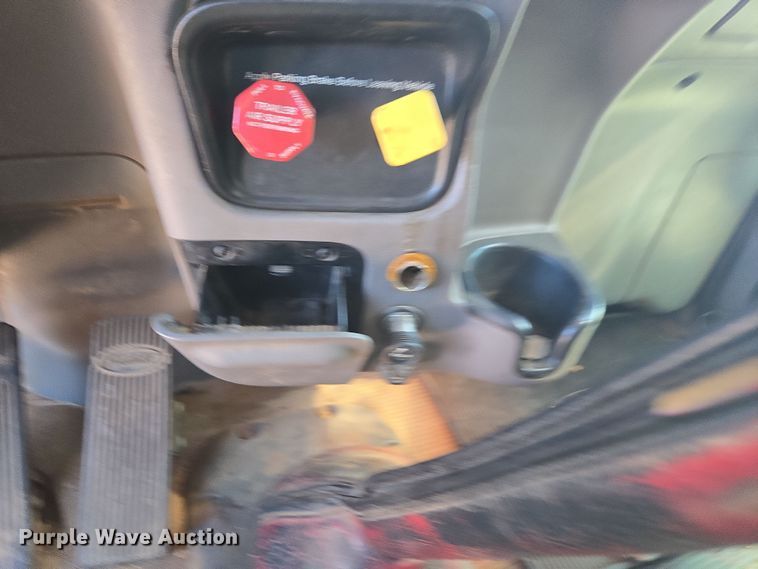 image for item YA0269 2017 Peterbilt 389 semi truck