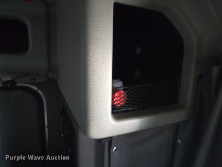 image for item YA0269 2017 Peterbilt 389 semi truck