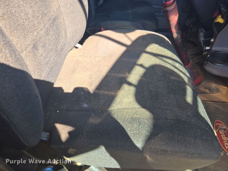 image for item YA0269 2017 Peterbilt 389 semi truck