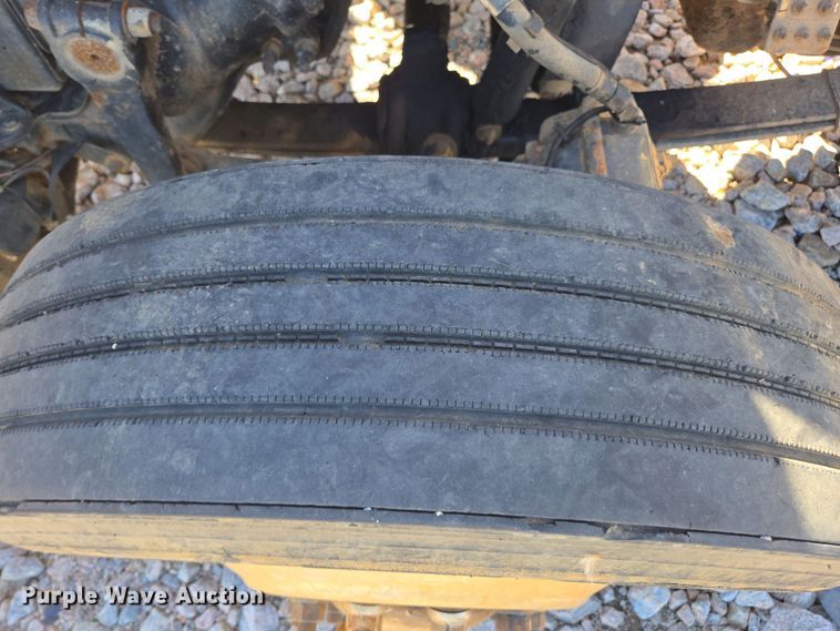 image for item YA0269 2017 Peterbilt 389 semi truck