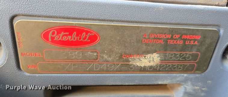 image for item YA0269 2017 Peterbilt 389 semi truck