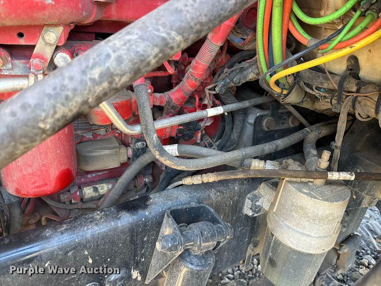 image for item YA0283 2017 Kenworth T880 truck cab and chassis