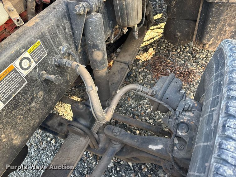 image for item YA0284 2017 Kenworth T880 truck cab and chassis