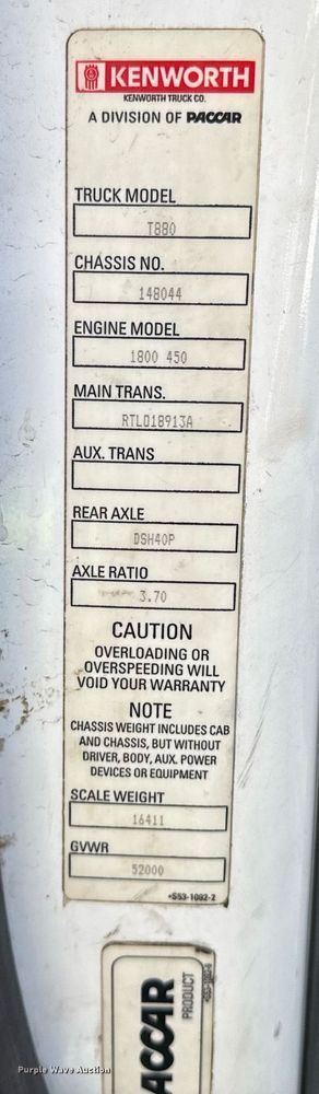 image for item YA0284 2017 Kenworth T880 truck cab and chassis