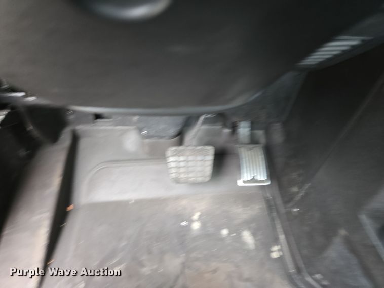 image for item YA0295 2019 Mack Anthem AN42T semi truck