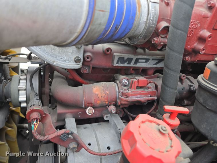 image for item YA0295 2019 Mack Anthem AN42T semi truck