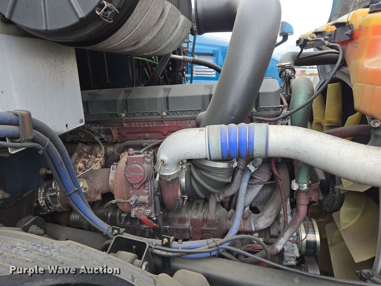 image for item YA0295 2019 Mack Anthem AN42T semi truck