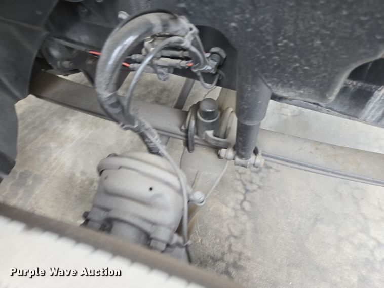 image for item YA0295 2019 Mack Anthem AN42T semi truck