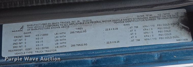 image for item YA0295 2019 Mack Anthem AN42T semi truck