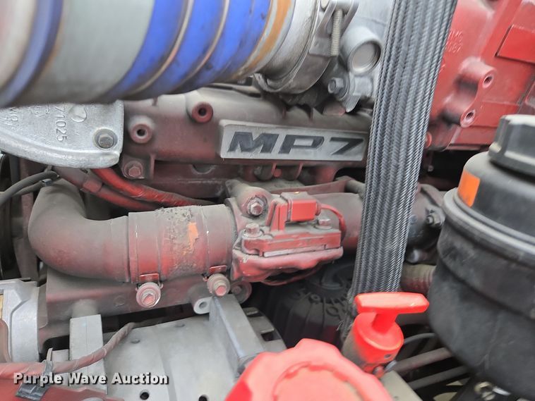 image for item YA0296 2019 Mack Anthem AN42T semi truck