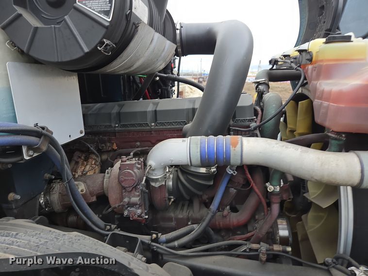 image for item YA0296 2019 Mack Anthem AN42T semi truck