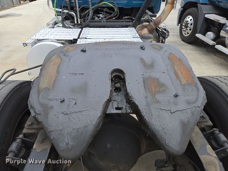 image for item YA0308 2020 Mack Anthem AN42T semi truck