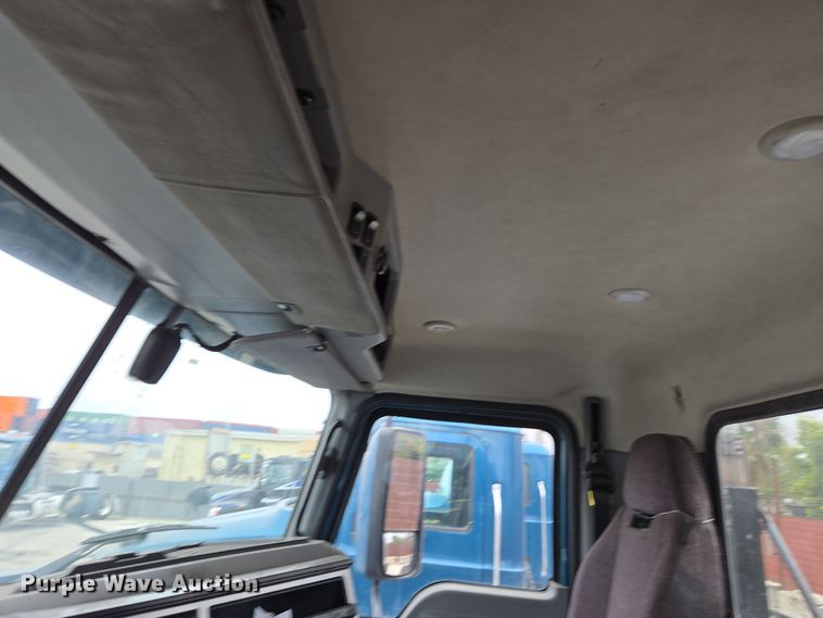 image for item YA0308 2020 Mack Anthem AN42T semi truck