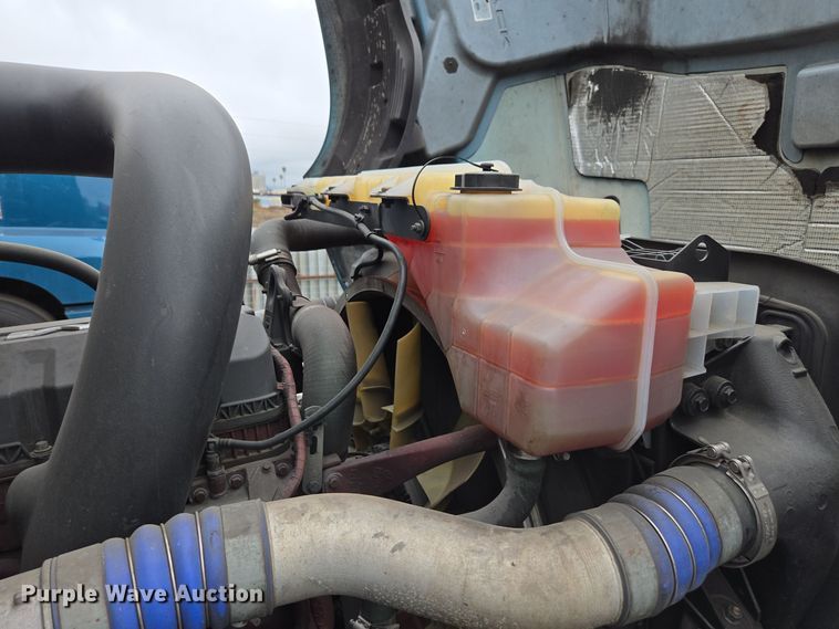 image for item YA0308 2020 Mack Anthem AN42T semi truck