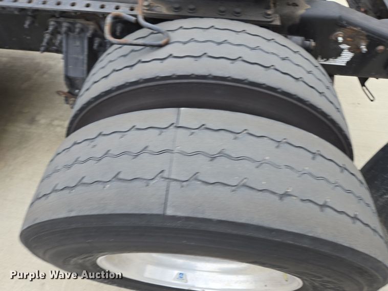 image for item YA0308 2020 Mack Anthem AN42T semi truck