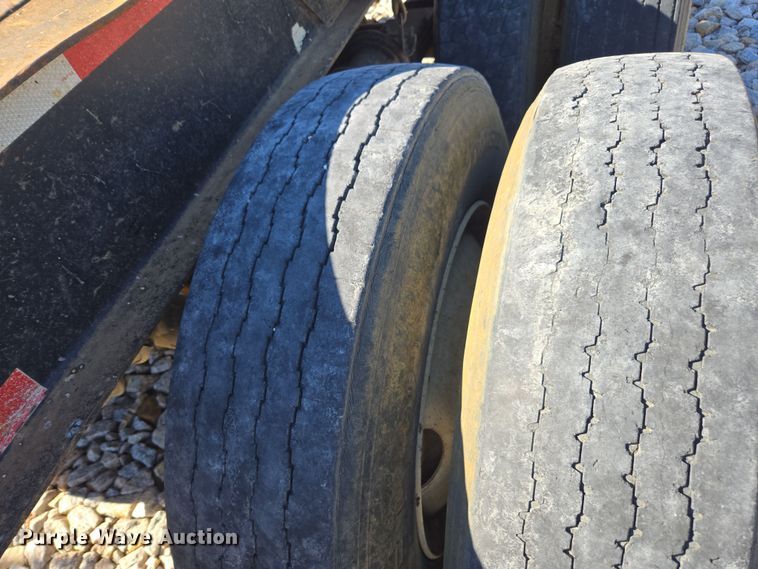 image for item YA0345 2018 Magnolia Bolster log trailer