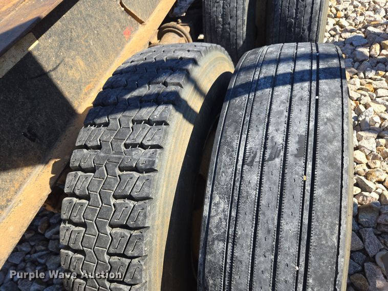 image for item YA0345 2018 Magnolia Bolster log trailer