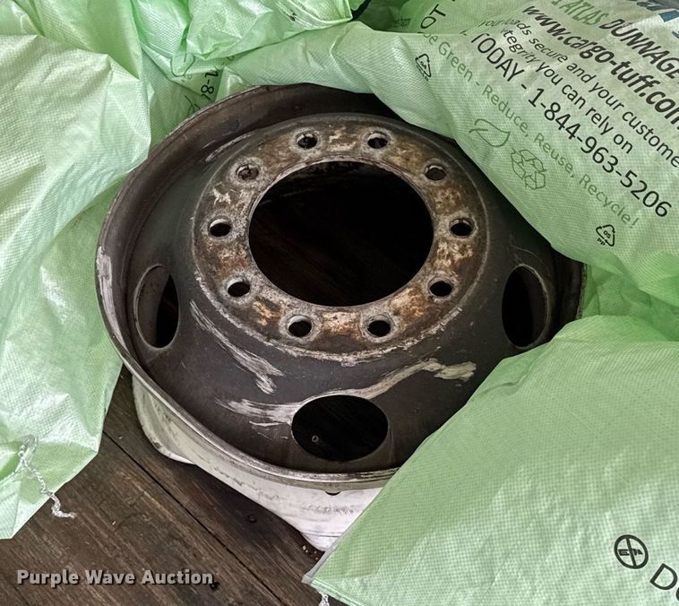 image for item YA0362 2017 Hyundai Translead VC2530152-AJS dry van trailer