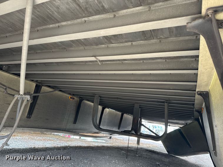 image for item YA0362 2017 Hyundai Translead VC2530152-AJS dry van trailer