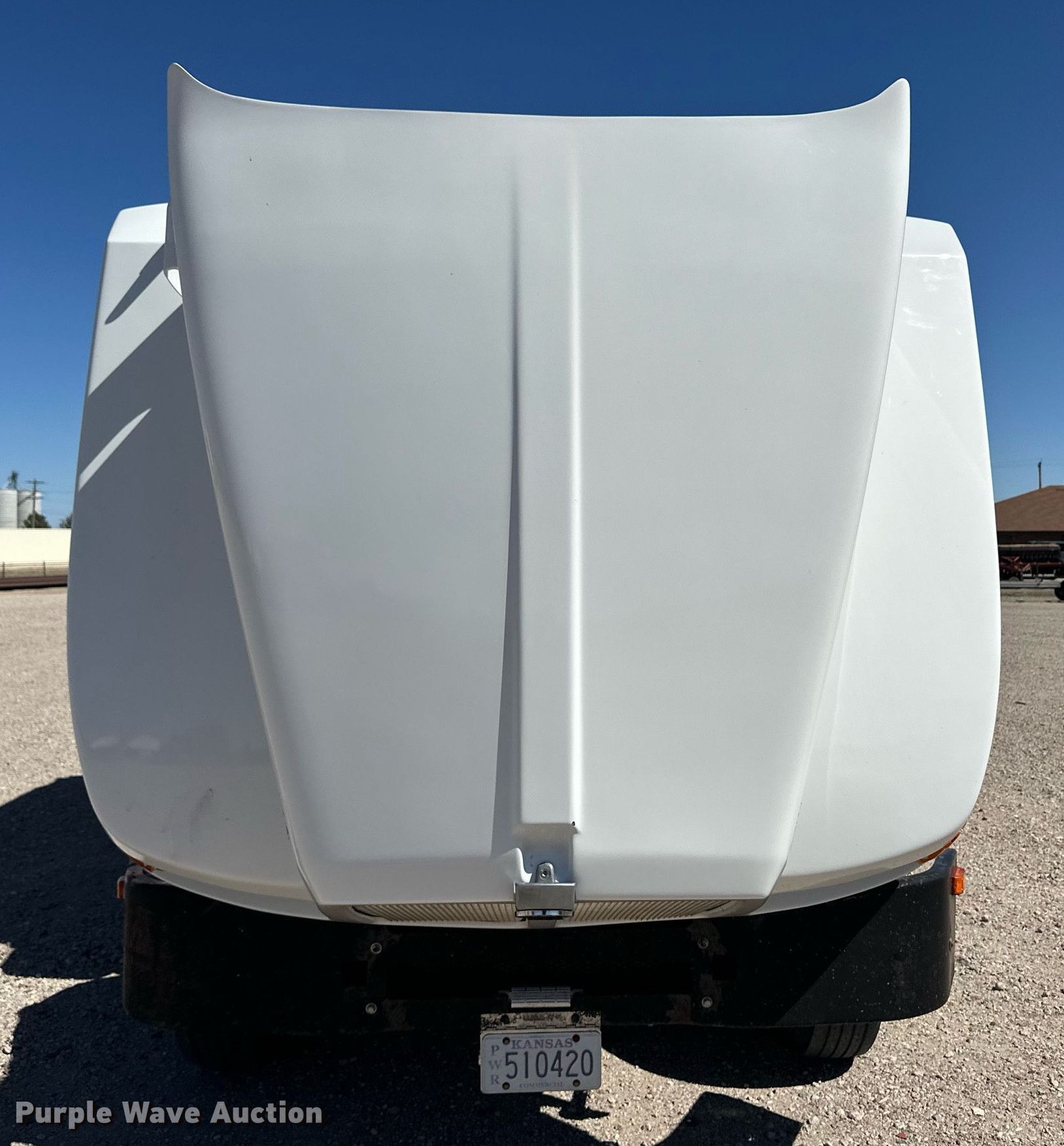 2003 Kenworth T600 semi truck in Meade, KS | Item ER8839