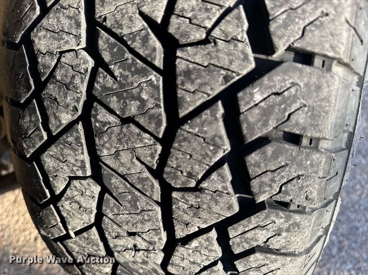 image for item DE2141 2017 GMC Sierra 1500 pickup truck