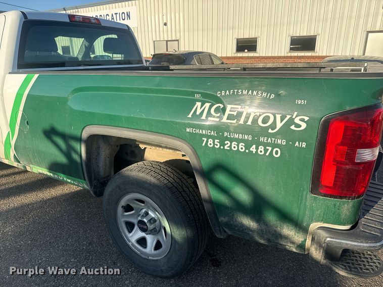 image for item DE2142 2018 GMC Sierra 1500 pickup truck