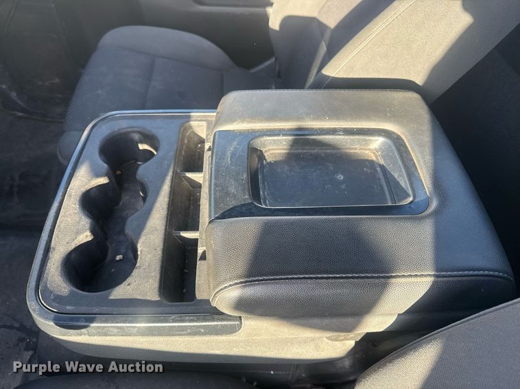 image for item DE2142 2018 GMC Sierra 1500 pickup truck