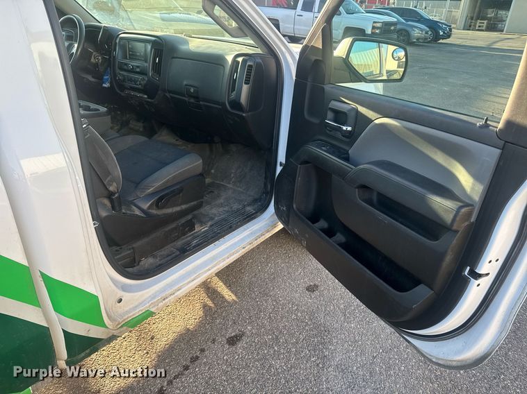 image for item DE2142 2018 GMC Sierra 1500 pickup truck