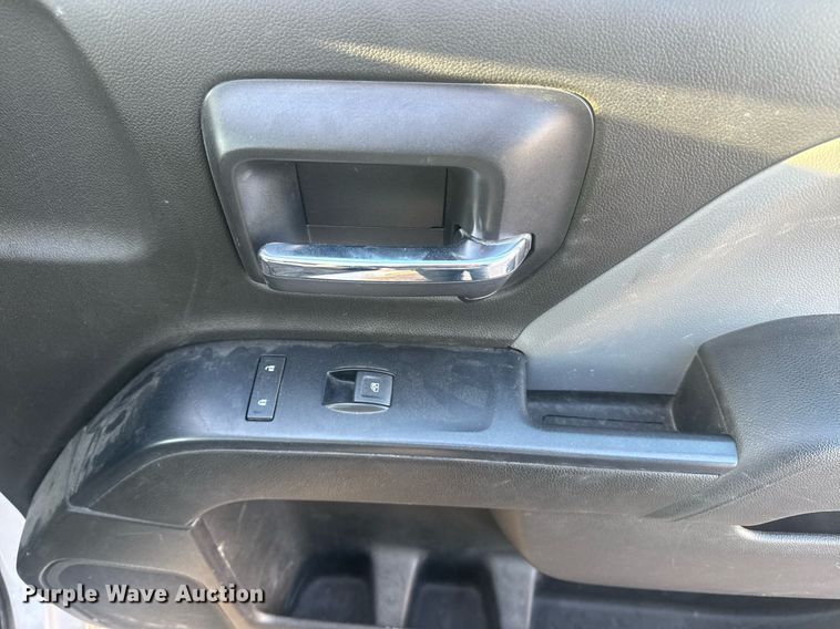 image for item DE2142 2018 GMC Sierra 1500 pickup truck