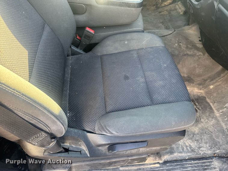 image for item DE2142 2018 GMC Sierra 1500 pickup truck