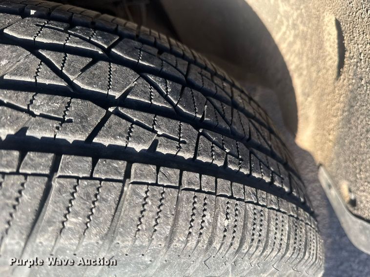 image for item DE2142 2018 GMC Sierra 1500 pickup truck