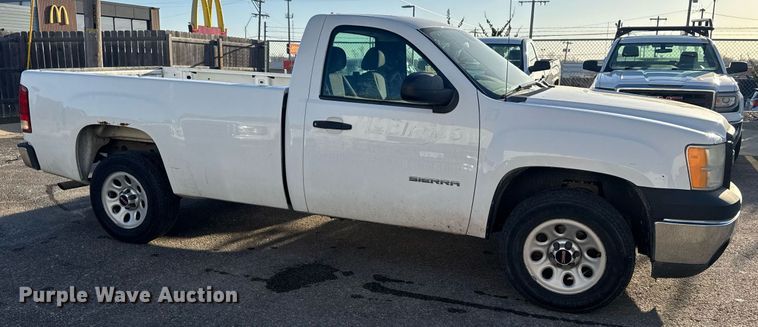 image for item DE2143 2010 GMC Sierra 1500 pickup truck