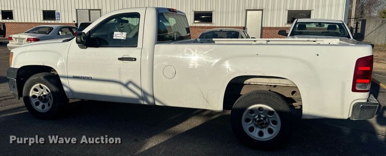 image for item DE2143 2010 GMC Sierra 1500 pickup truck