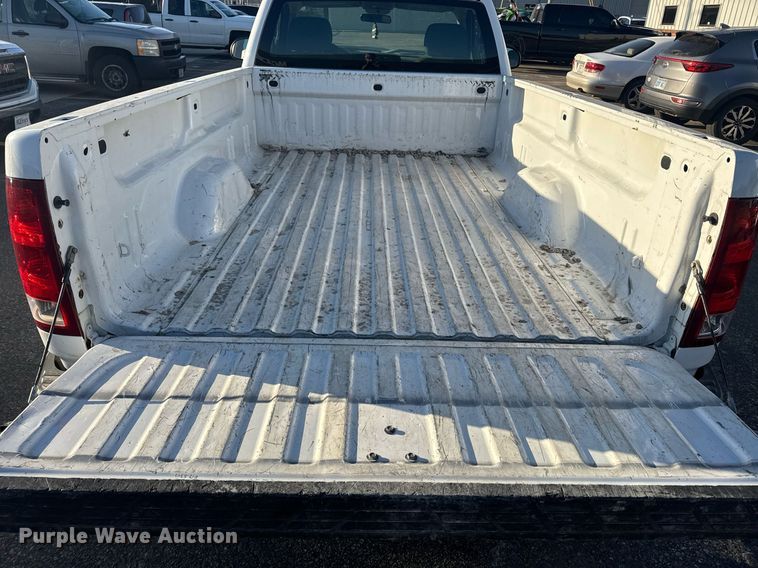 image for item DE2143 2010 GMC Sierra 1500 pickup truck