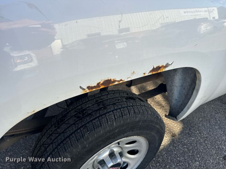 image for item DE2143 2010 GMC Sierra 1500 pickup truck