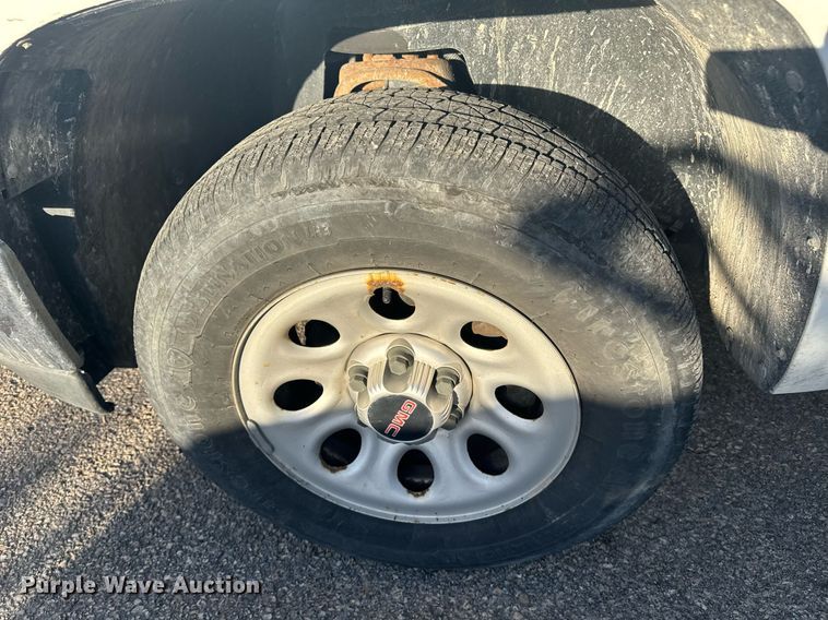 image for item DE2143 2010 GMC Sierra 1500 pickup truck