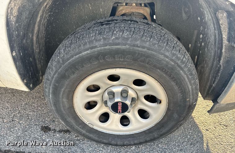 image for item DE2143 2010 GMC Sierra 1500 pickup truck