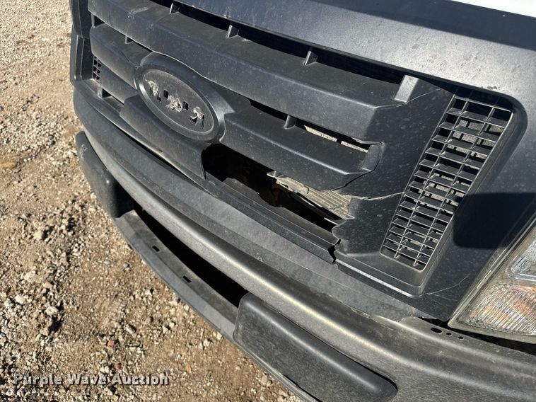 image for item DE2146 2012 Ford F150 pickup truck