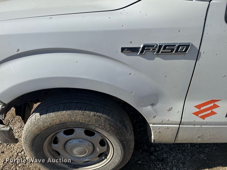 image for item DE2146 2012 Ford F150 pickup truck