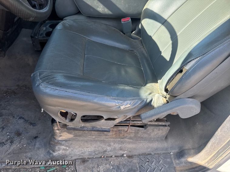 image for item DE2146 2012 Ford F150 pickup truck