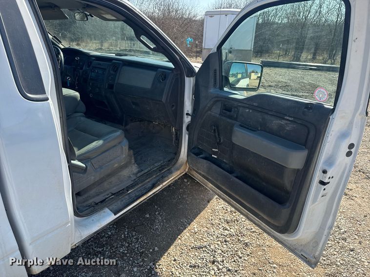 image for item DE2146 2012 Ford F150 pickup truck