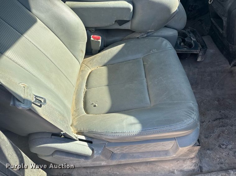 image for item DE2146 2012 Ford F150 pickup truck