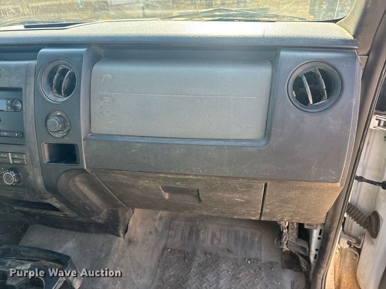 image for item DE2146 2012 Ford F150 pickup truck