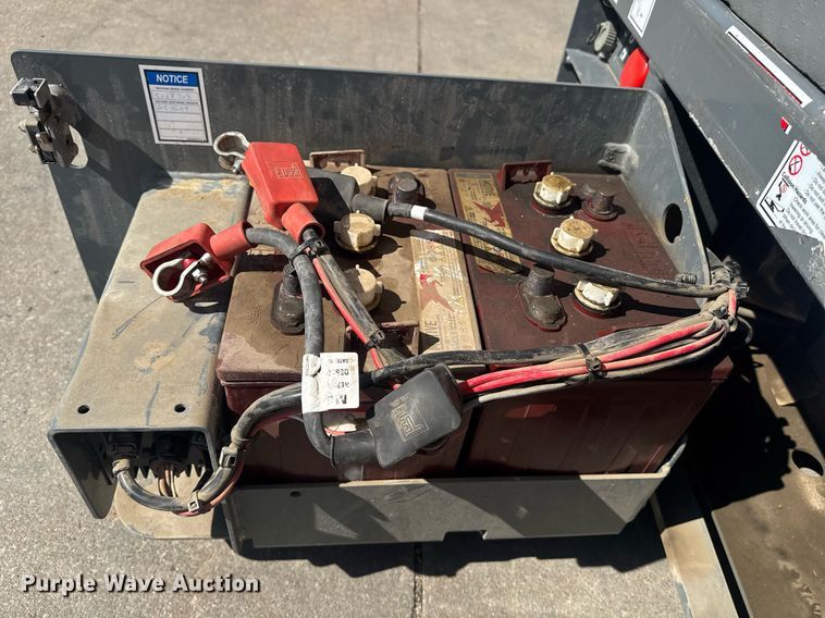 image for item DE2147 2019 Haulotte Star 20 scissor lift