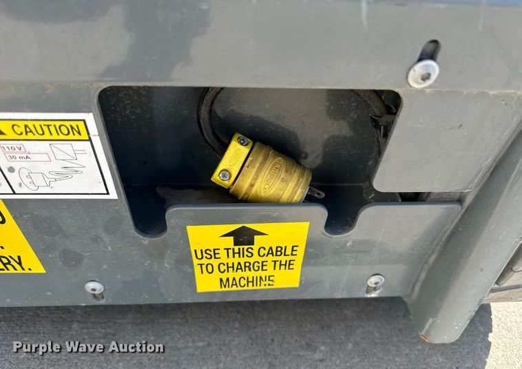 image for item DE2147 2019 Haulotte Star 20 scissor lift