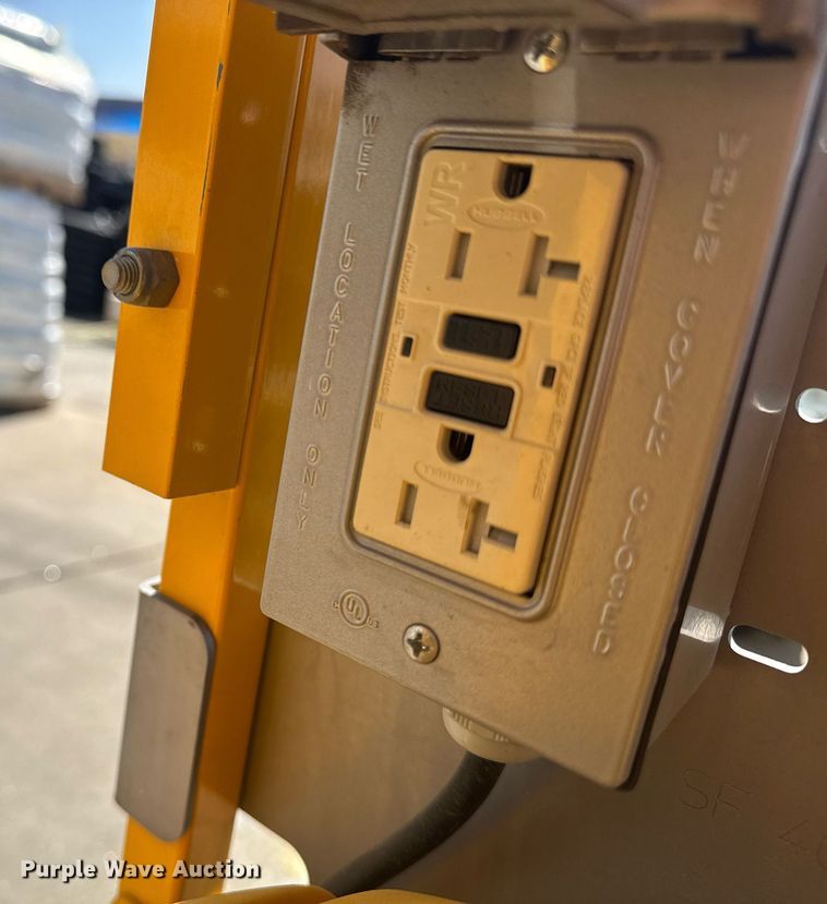 image for item DE2147 2019 Haulotte Star 20 scissor lift