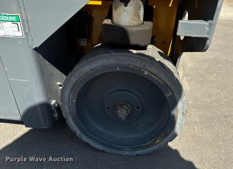 image for item DE2147 2019 Haulotte Star 20 scissor lift