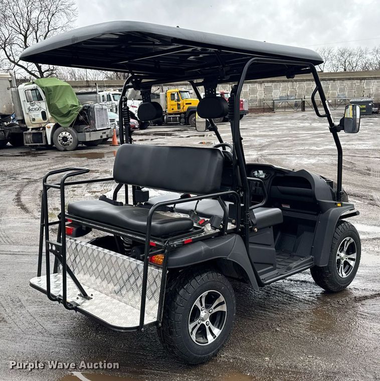 image for item DH9868 2023 Cazador XY200U golf cart