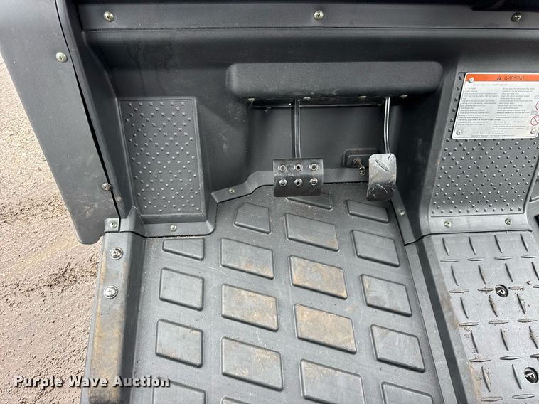 image for item DH9868 2023 Cazador XY200U golf cart