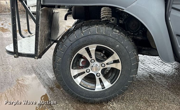 image for item DH9868 2023 Cazador XY200U golf cart